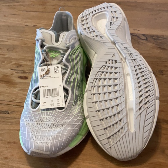 BRAND NEW REEBOK ZIG KINETICA II W/ TAGS US 12 - Picture 5 of 8